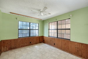 Dining/Flex Space