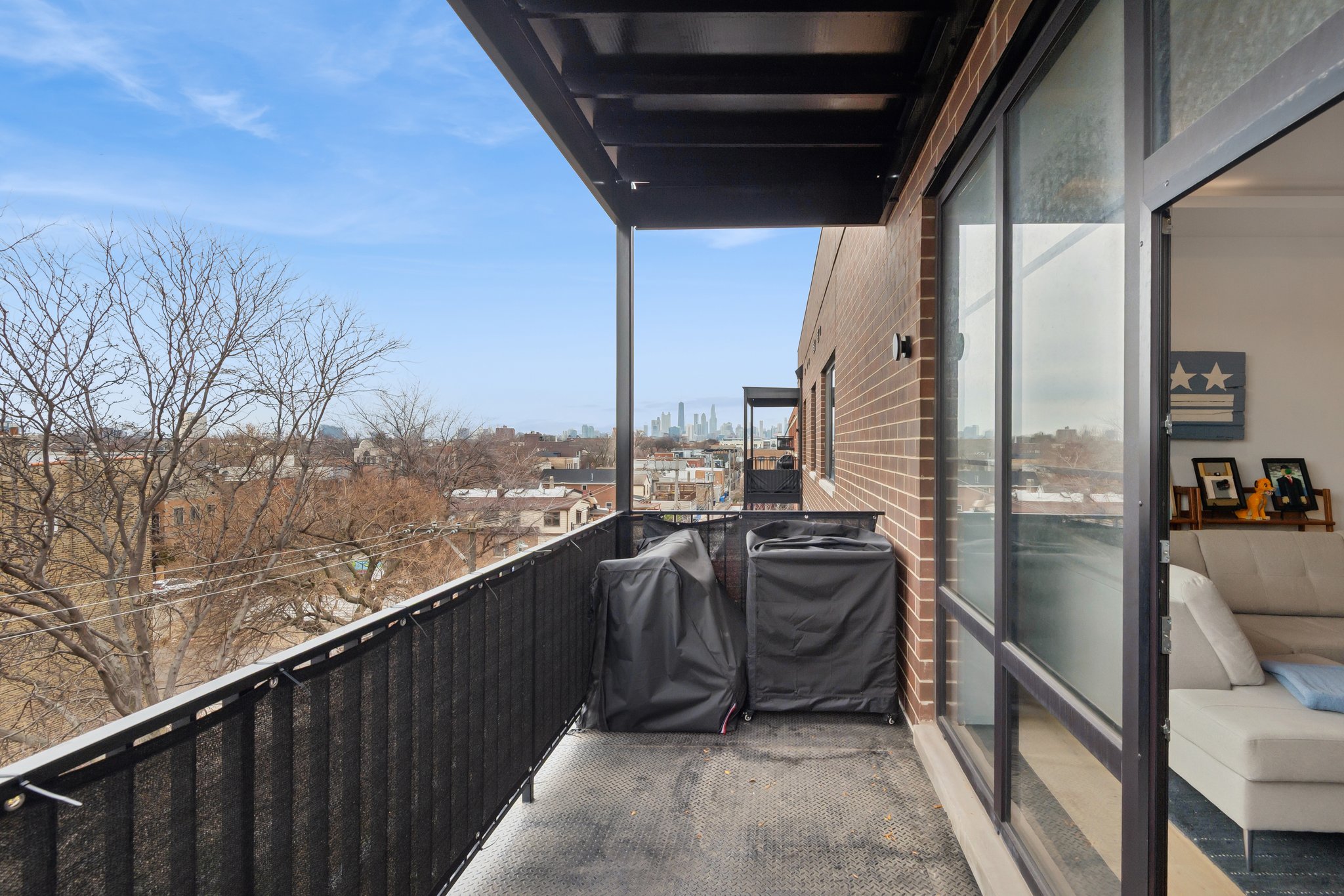 504 N Leavitt St_012.jpg