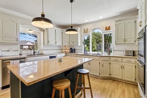 NE Rushbrook Dr-S2708-013.jpg