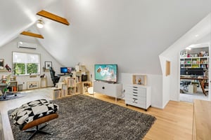 NE Rushbrook Dr-S2708-041.jpg