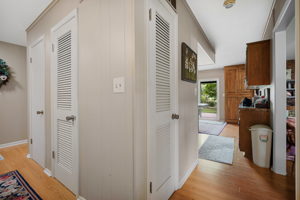 504 S 11th Pl, Rogers, AR 72756, USA Photo 13