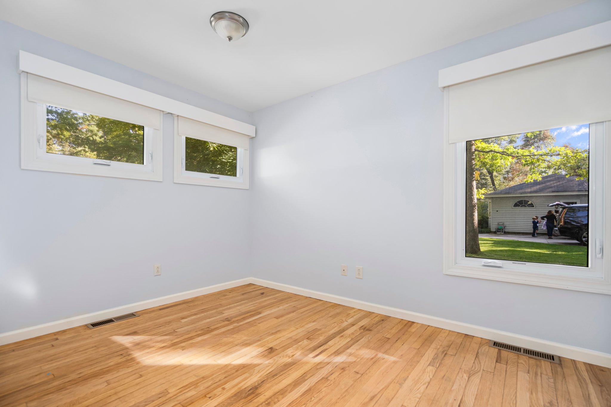 504 Terrace Dr, Traverse City, MI 49686, USA Photo 28
