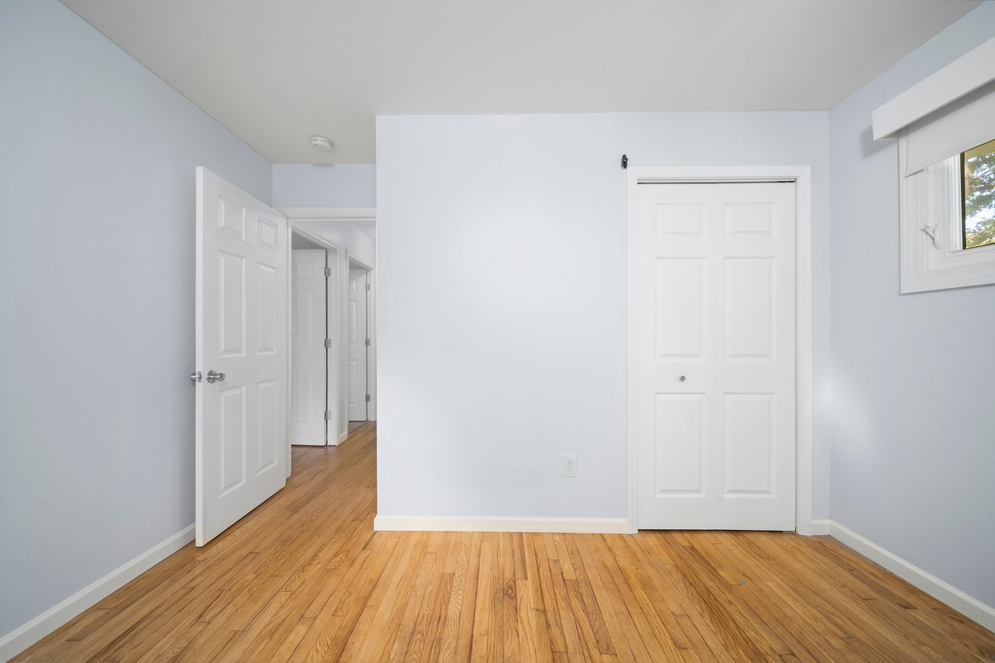 504 Terrace Dr, Traverse City, MI 49686, USA Photo 20