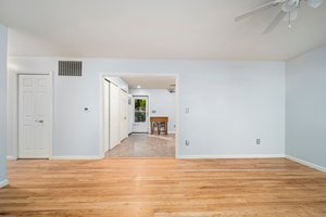 504 Terrace Dr, Traverse City, MI 49686, USA Photo 14