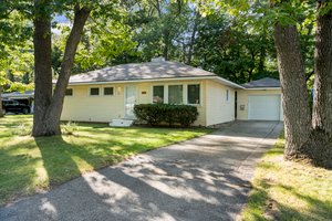 504 Terrace Dr, Traverse City, MI 49686, USA Photo 1