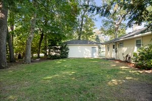 504 Terrace Dr, Traverse City, MI 49686, USA Photo 11