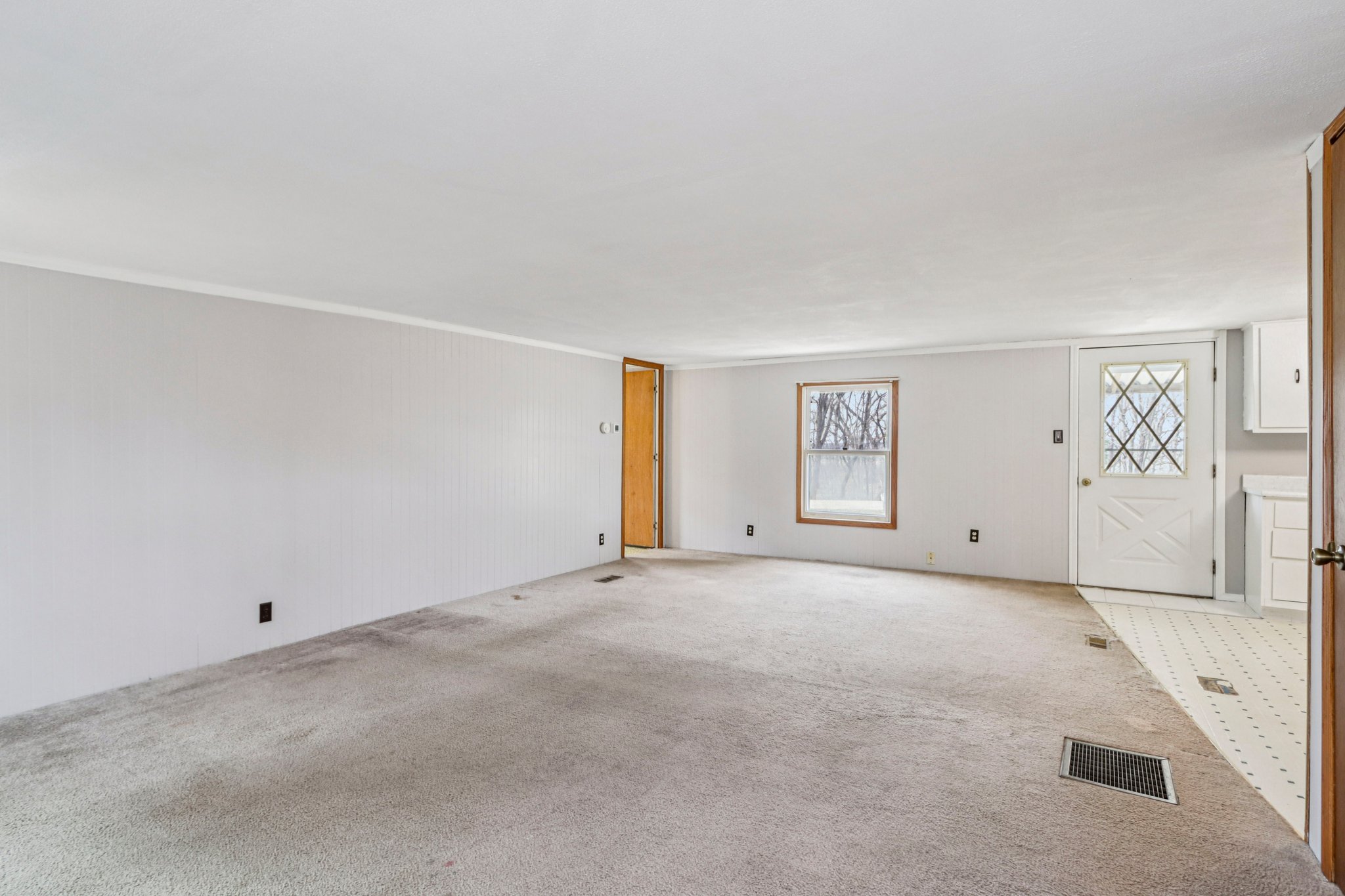 Crestview Rd-S0204-008.jpg