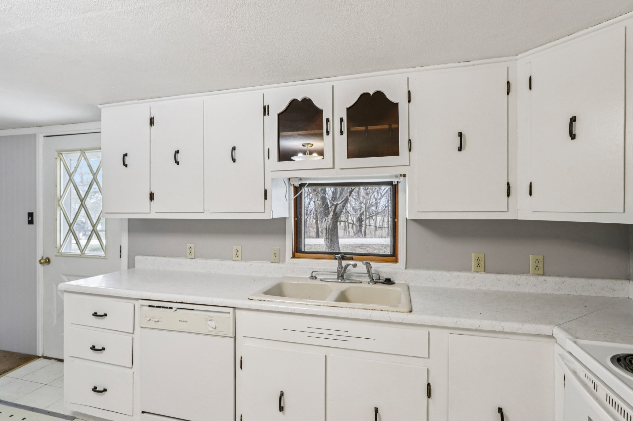 Crestview Rd-S0204-018.jpg