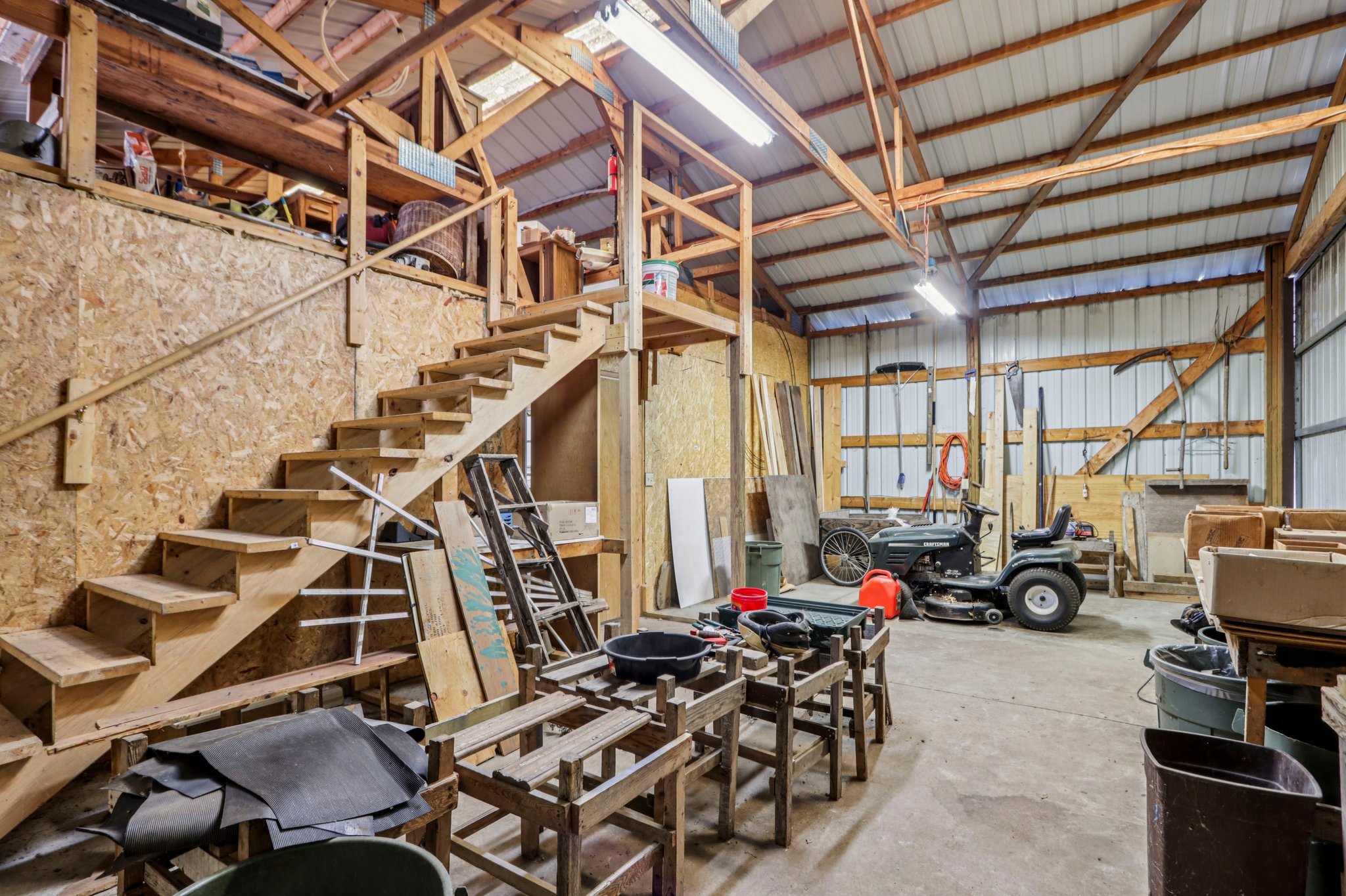 Crestview Rd-S0204-041.jpg