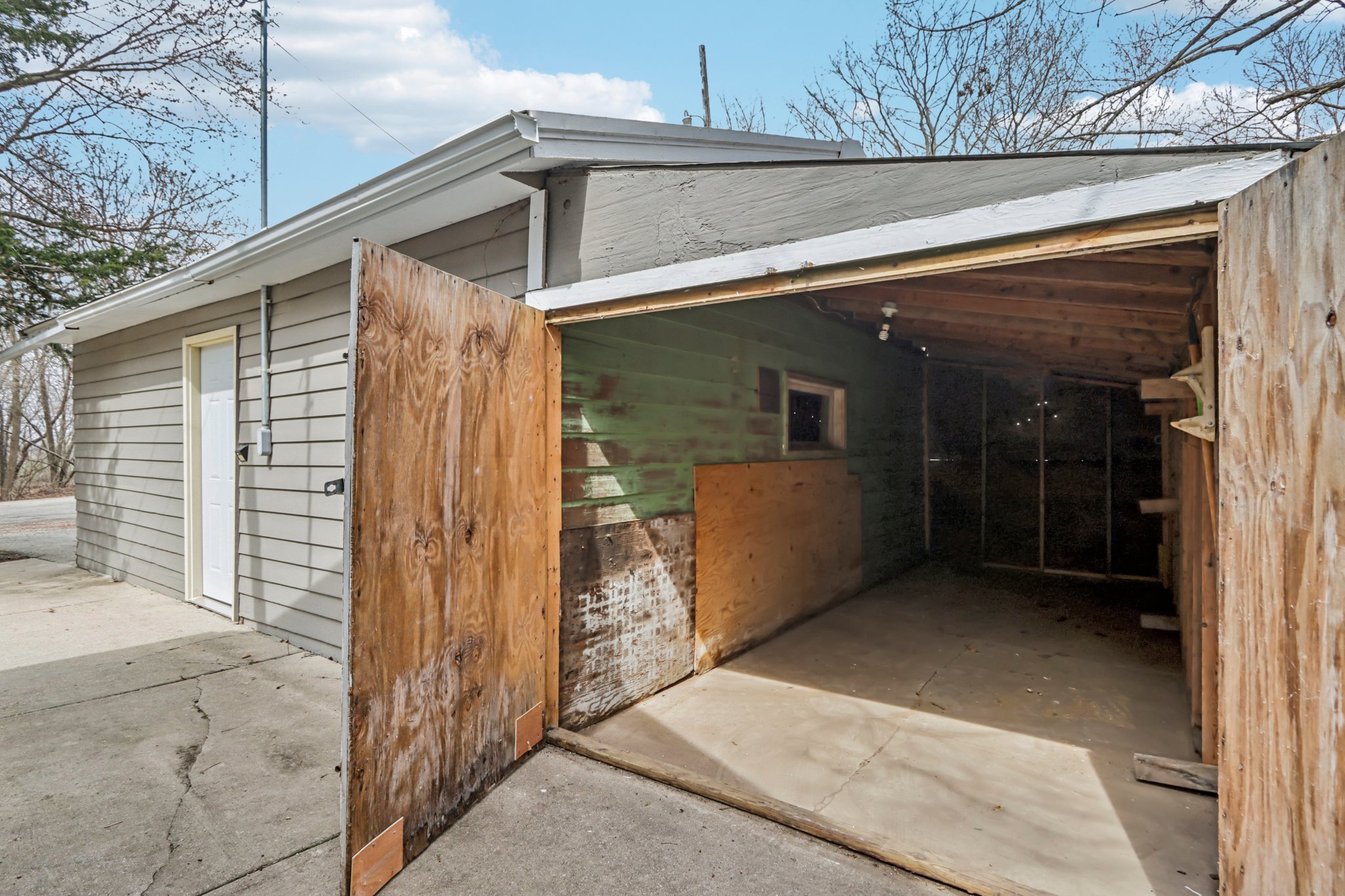 Crestview Rd-S0204-046.jpg