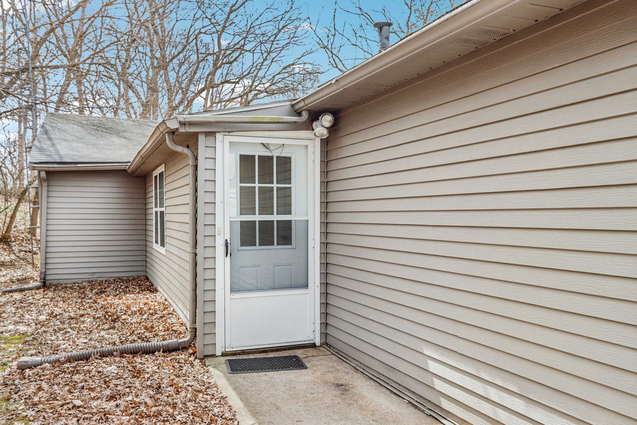 Crestview Rd-S0204-048.jpg