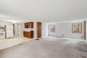 Crestview Rd-S0204-010.jpg