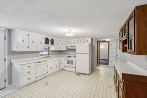 Crestview Rd-S0204-015.jpg