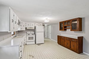 Crestview Rd-S0204-016.jpg