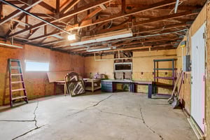 Crestview Rd-S0204-044.jpg