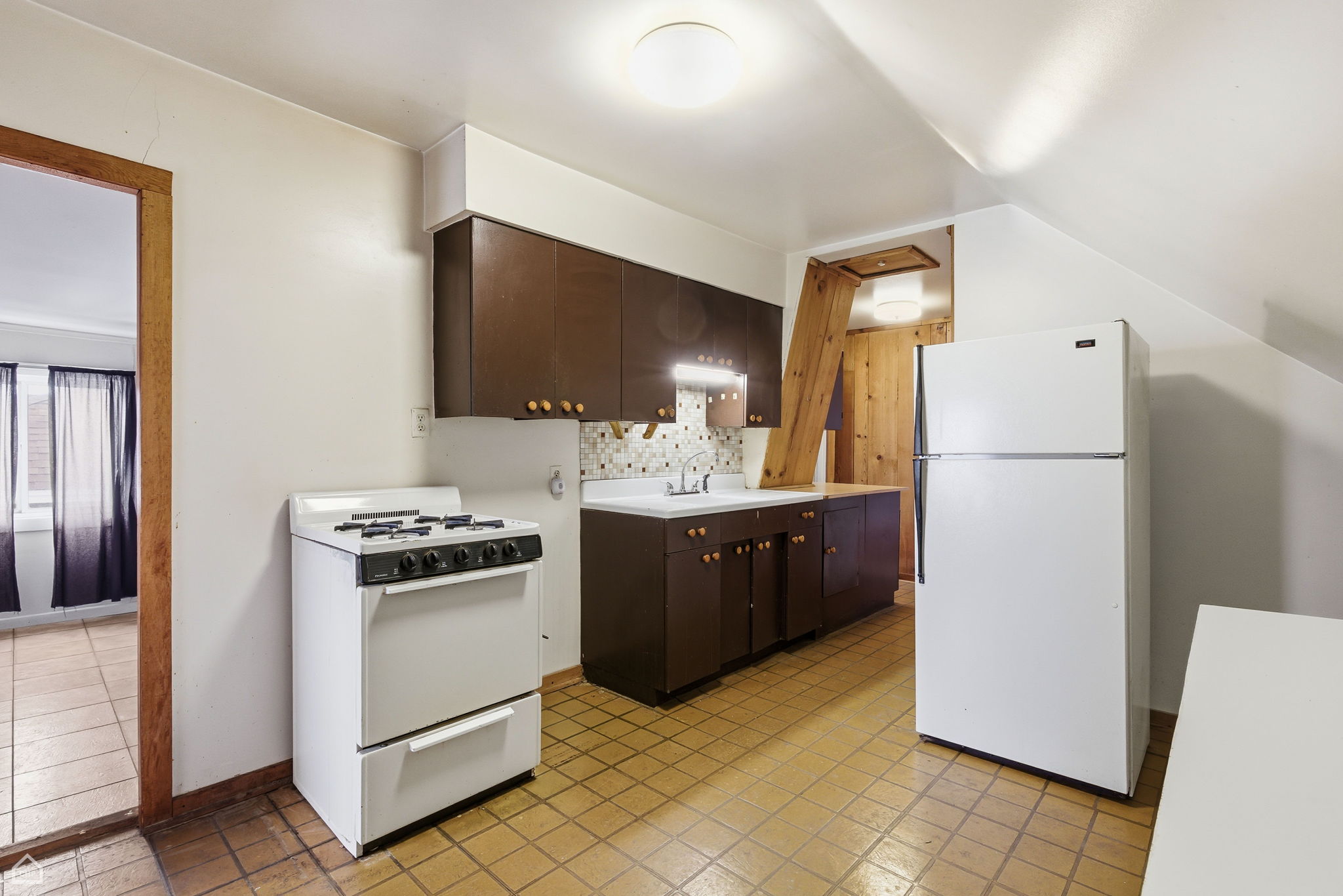 5040 W Patterson Ave - Kuhlmann_CHP2026_018