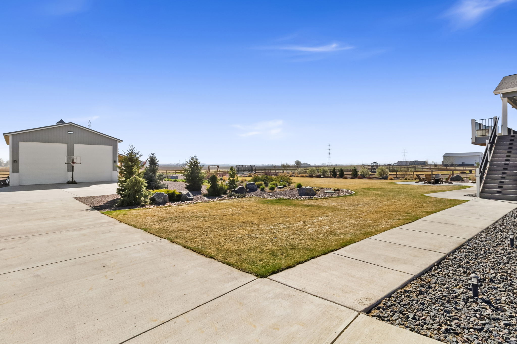  Photo 45