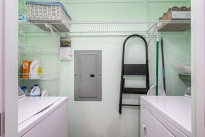  Photo 31