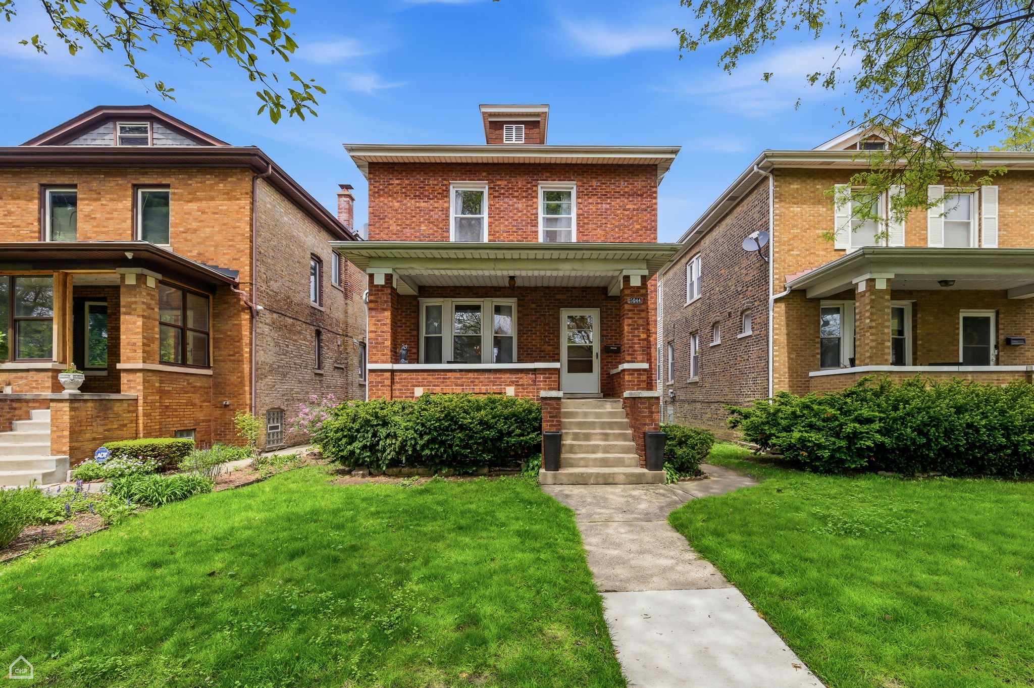 5044 W Wilson Ave - Biazar_002