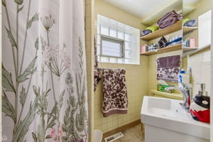 5044 W Wilson Ave - Biazar_013