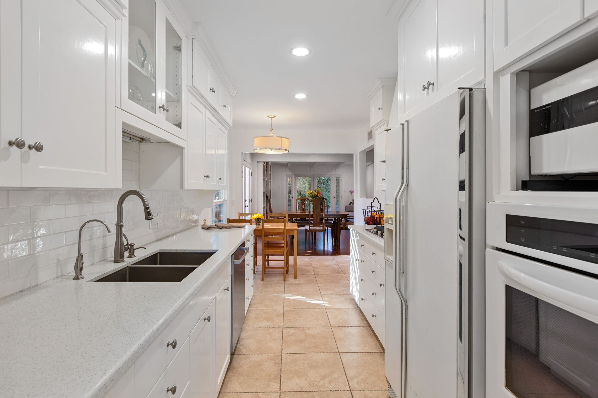  5047 Bellaire Ave, Los Angeles, CA 91607, US Photo 11