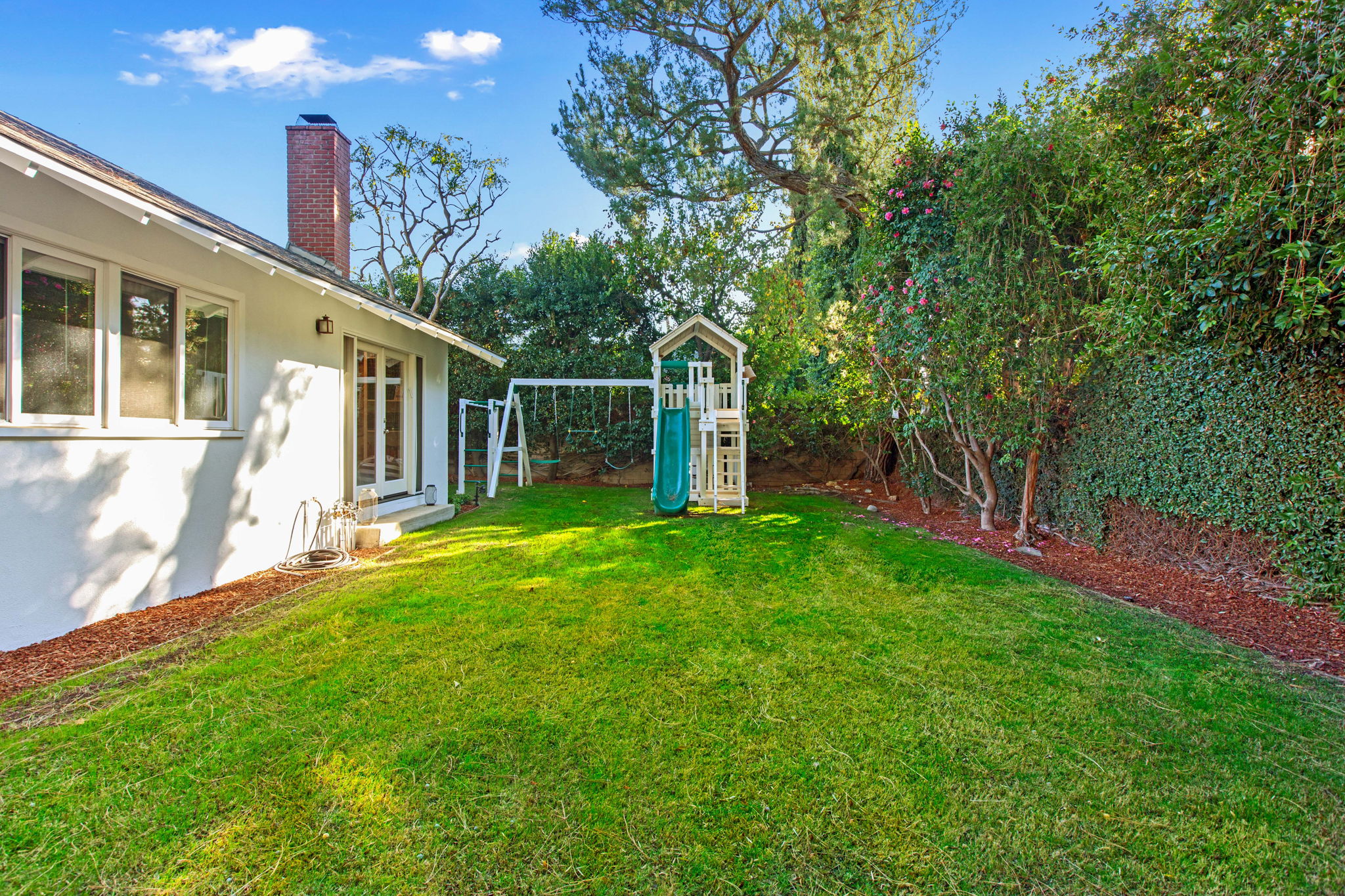  5047 Bellaire Ave, Los Angeles, CA 91607, US Photo 25