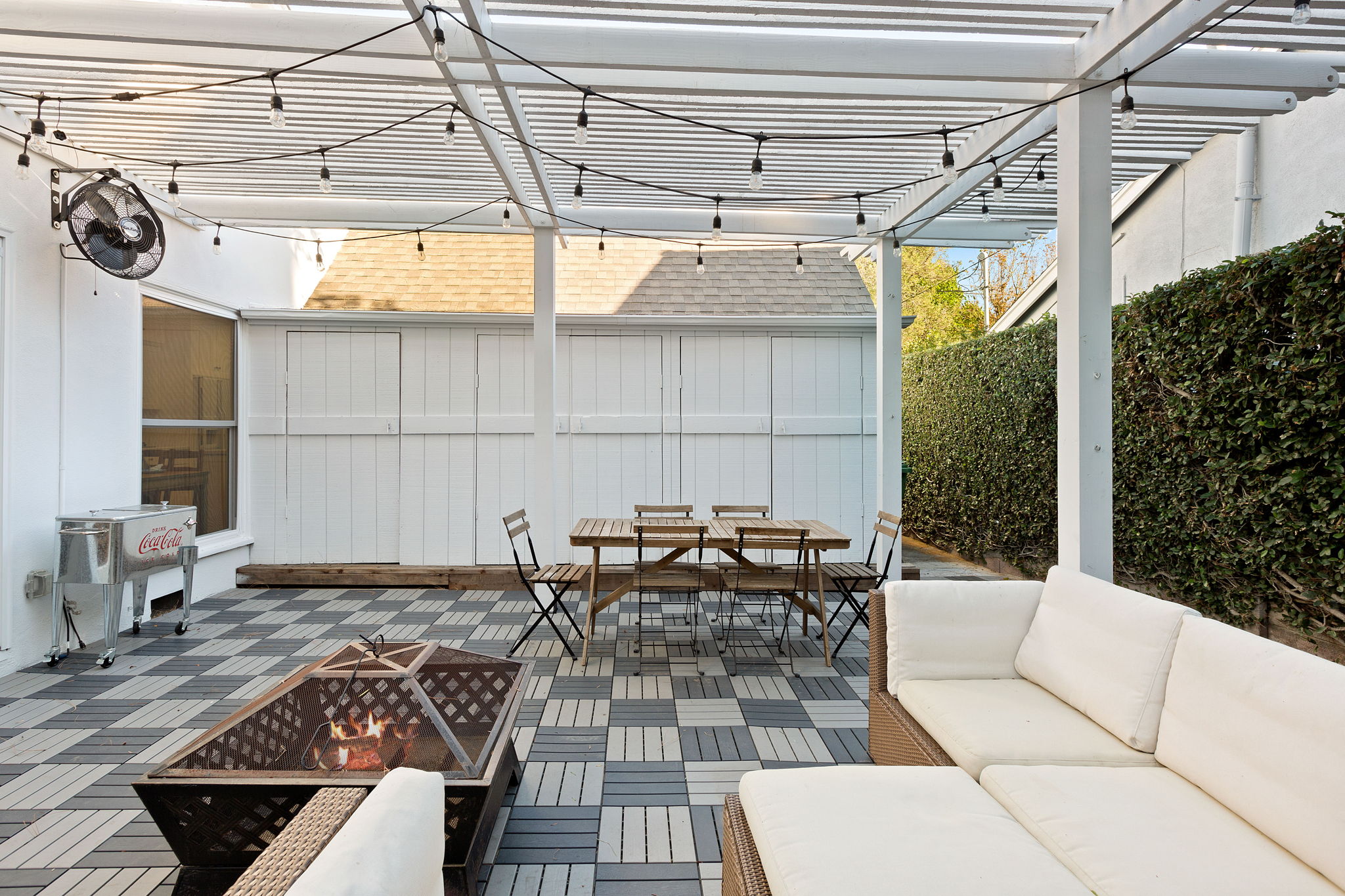  5047 Bellaire Ave, Los Angeles, CA 91607, US Photo 22