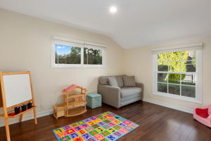  5047 Bellaire Ave, Los Angeles, CA 91607, US Photo 14