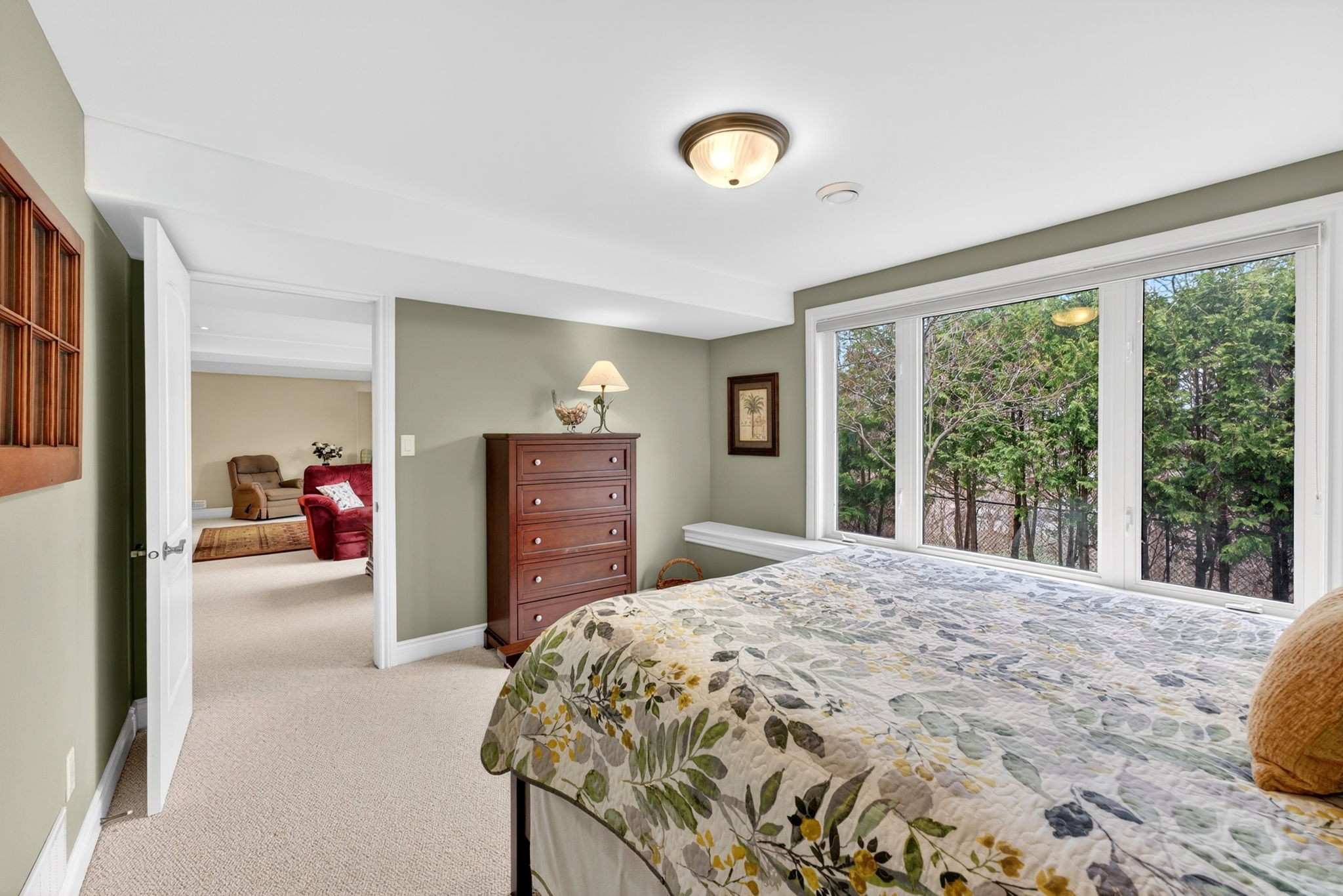  Photo 31