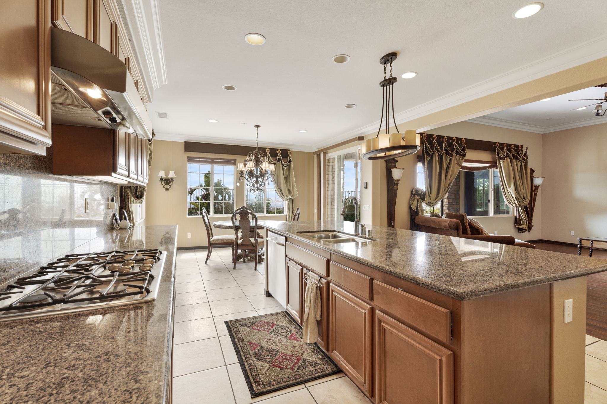  Photo 27