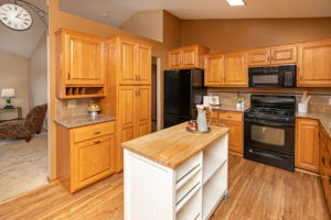 16-Kitchen
