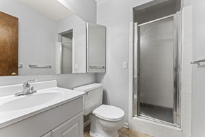  Photo 23