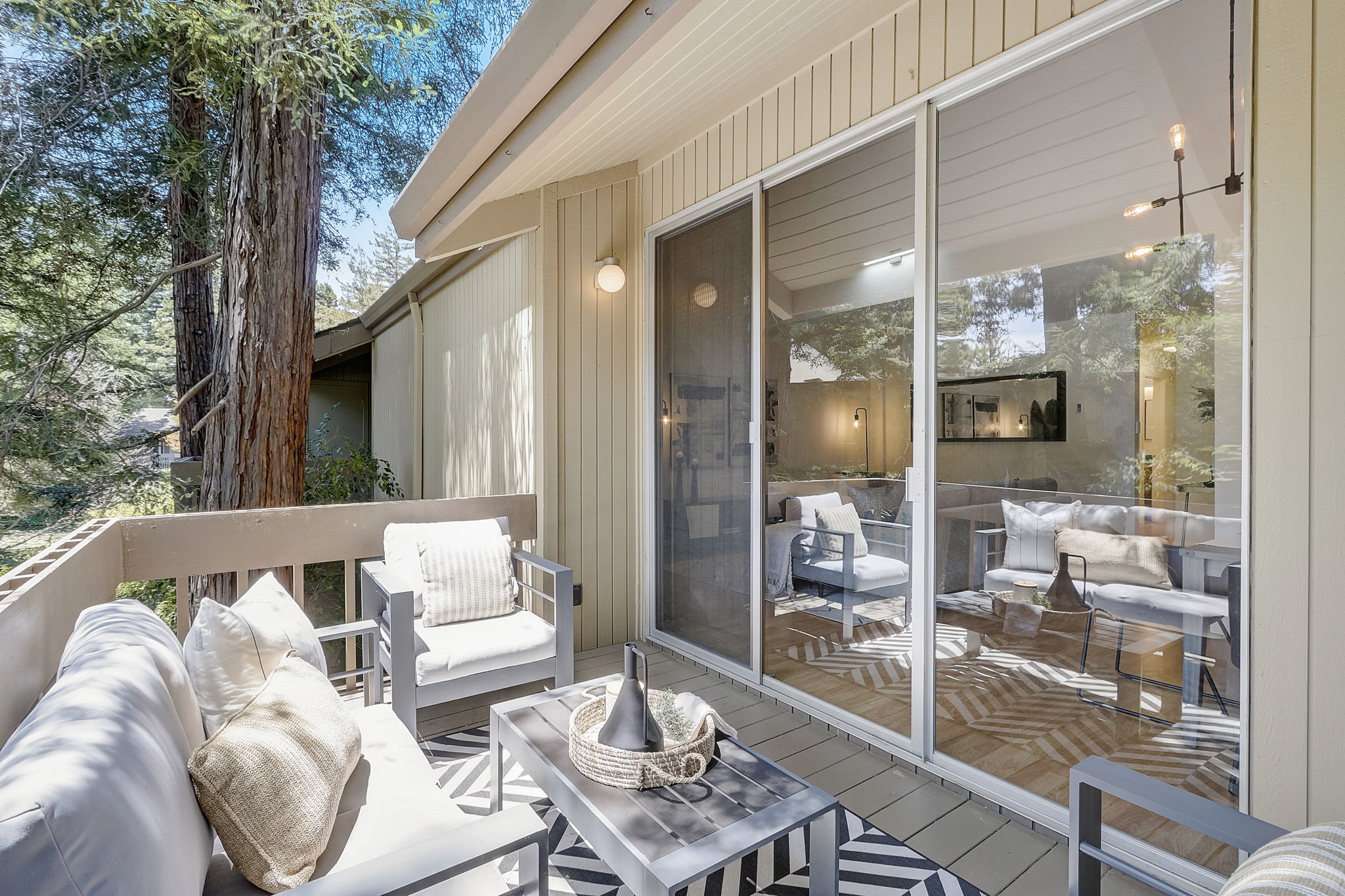 Cypress Point Dr-040
