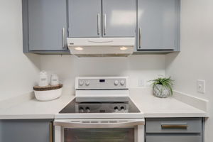 Cypress Point Dr-025