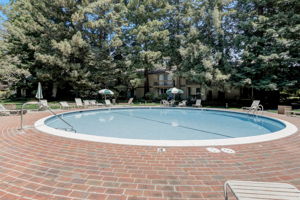 Cypress Point Dr-048