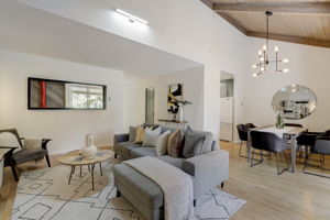Cypress Point Dr-014