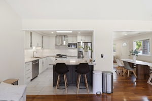 016_F8_505 Hiller St Belmont,