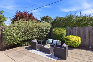 046_F8_505 Hiller St Belmont,