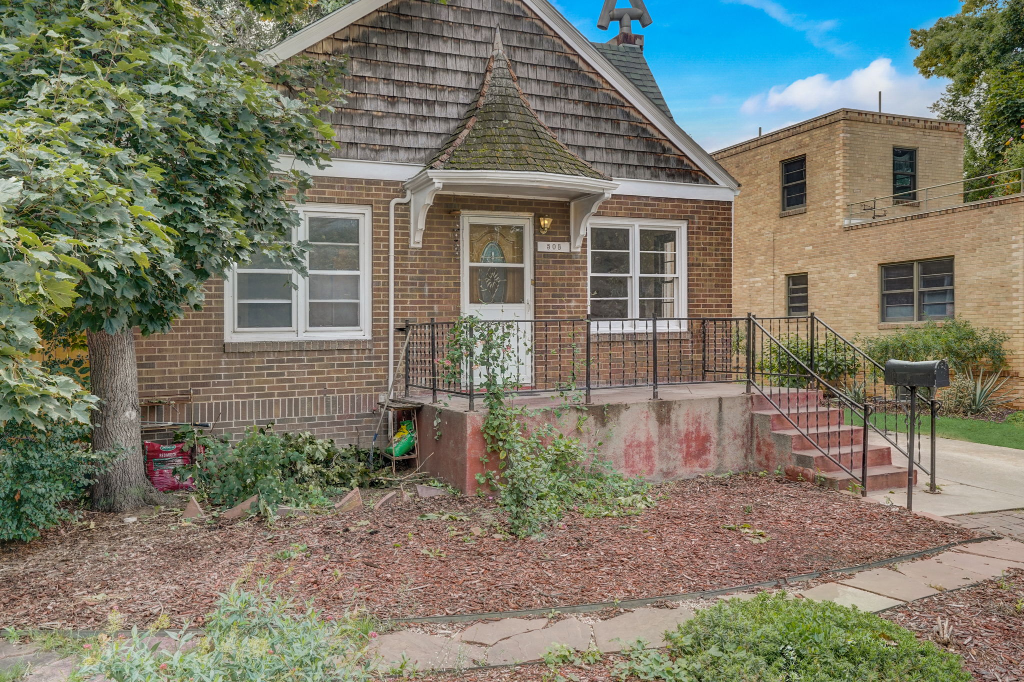 Locust Street-003