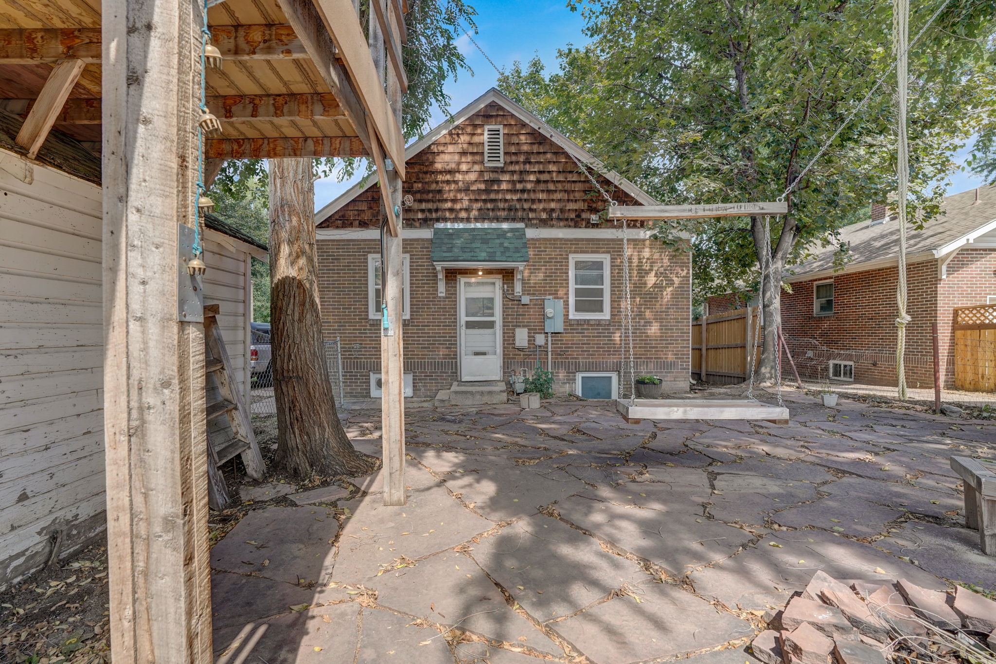 Locust Street-076