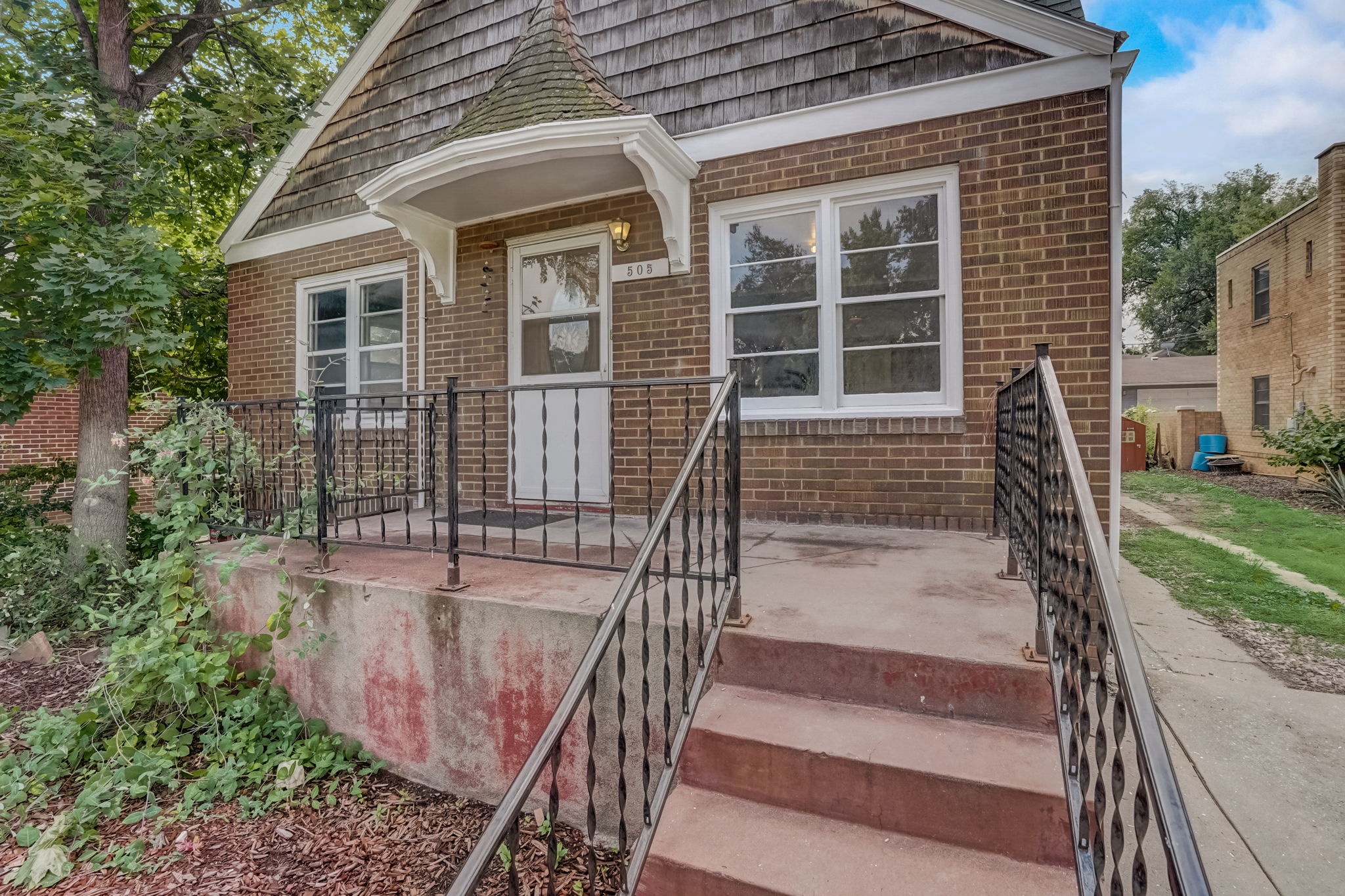 Locust Street-008