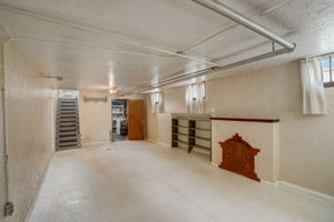 Locust Street-061