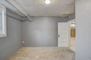 Locust Street-056
