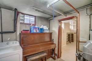 Locust Street-066