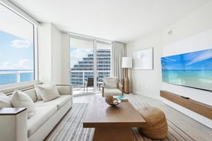 N Fort Lauderdale Beach Blvd 1709-005.jpg