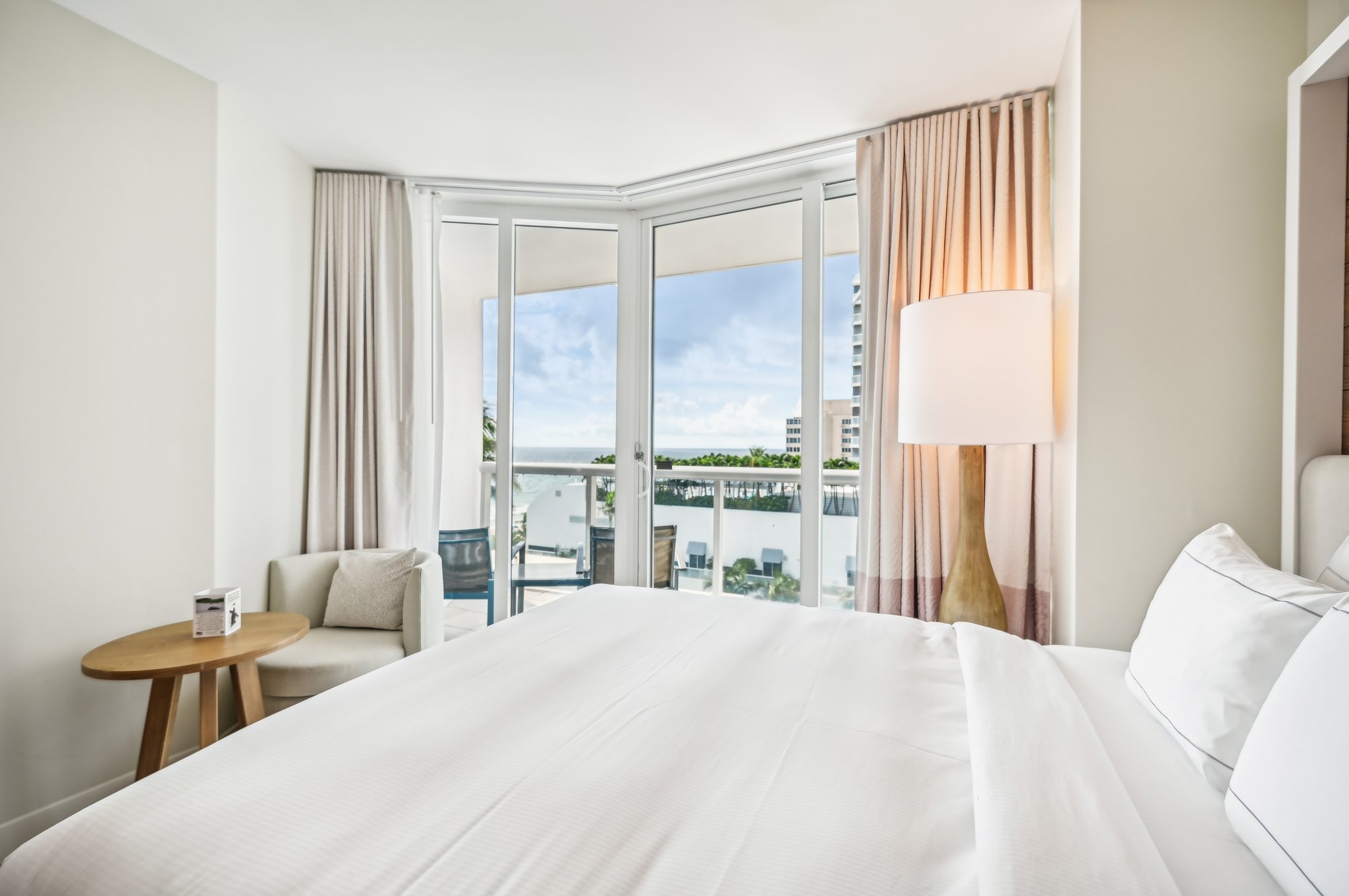 N Fort Lauderdale Beach Blvd 813-015.jpg