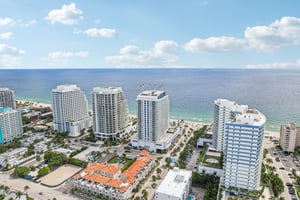 N Fort Lauderdale Beach Blvd 813-023.jpg