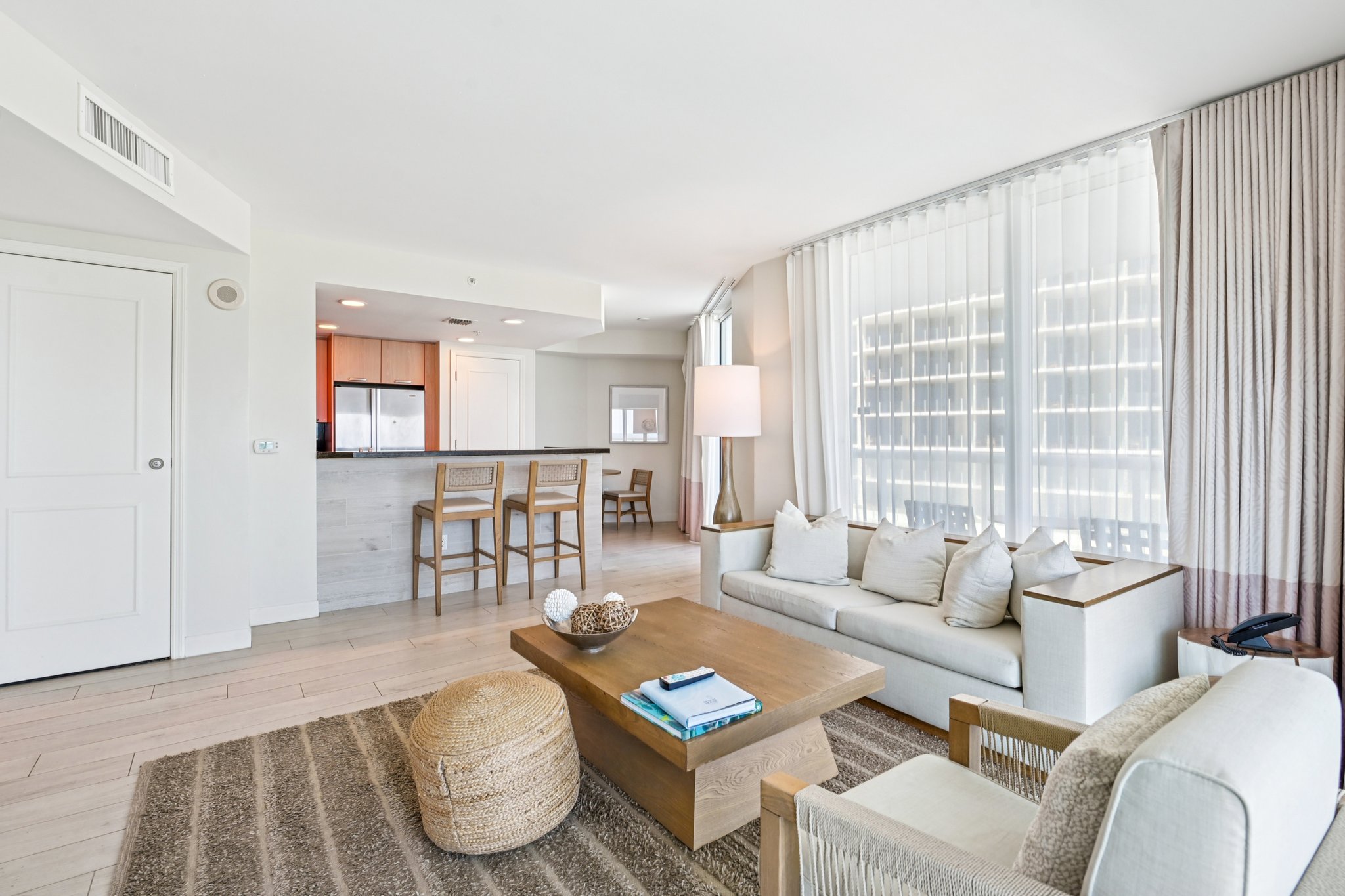 N Fort Lauderdale Beach Blvd 818-S2903-004.jpg