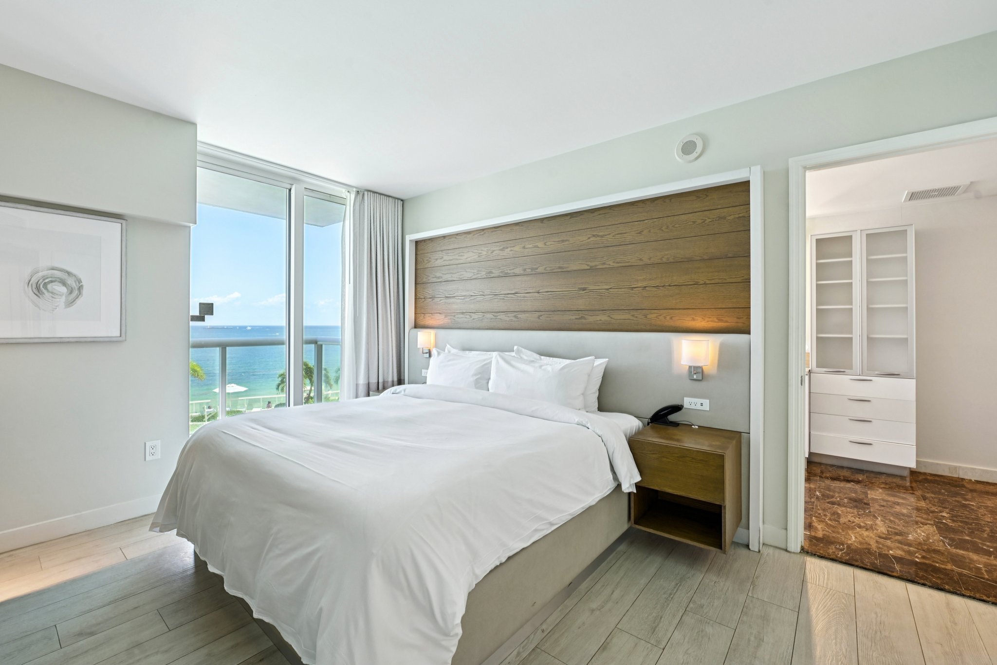 N Fort Lauderdale Beach Blvd 818-S2903-014.jpg