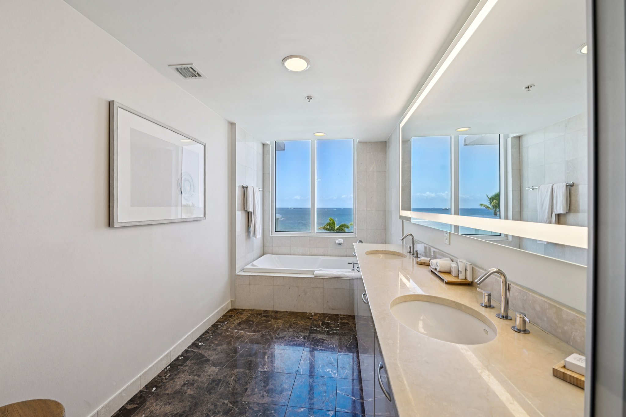 N Fort Lauderdale Beach Blvd 818-S2903-021.jpg